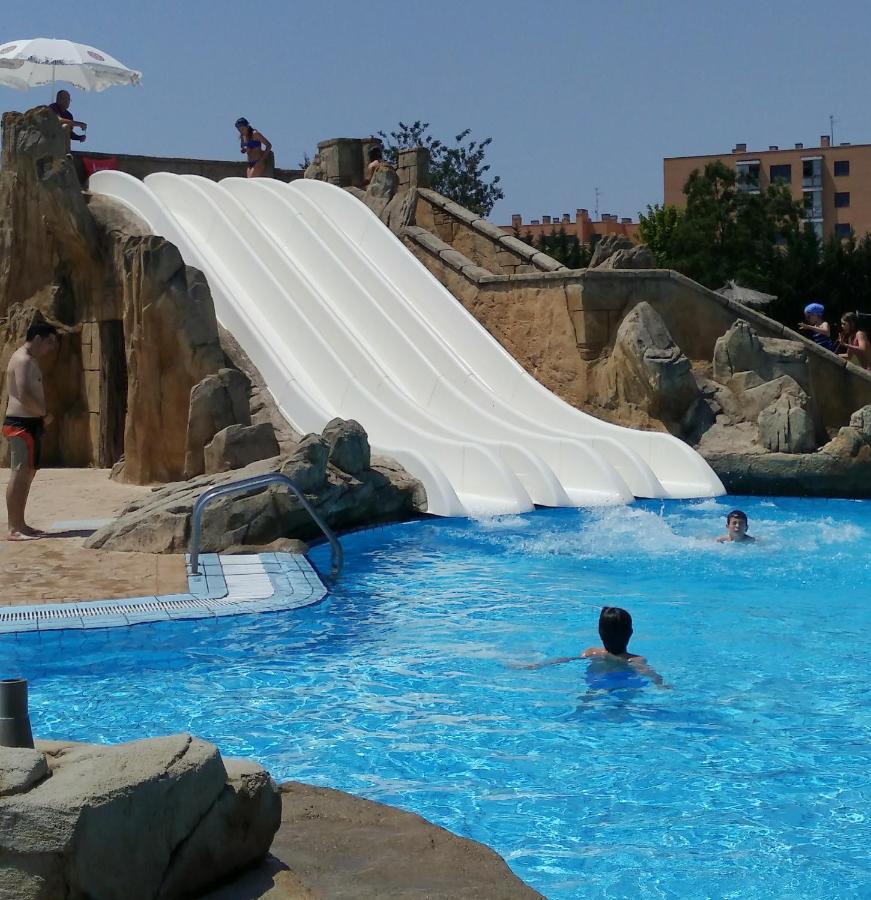 Гостевой дом Jardines De Viana Вьяна Экстерьер фото